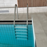ECHELLE DE PISCINE  INOX 5 MARCHES POLYÉTHYLÈNE