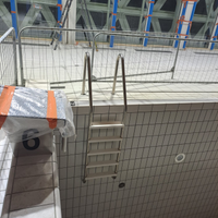 ECHELLE DE PISCINE  INOX 5 MARCHES POLYÉTHYLÈNE